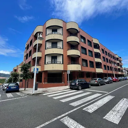 Apartment Apto. 2 Hab Y 2 Banos Con Garaje Y Piscina. Castro Urdiales