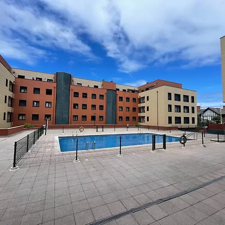 Apto. 2 Hab Y 2 Banos Con Garaje Y Piscina. Apartment Castro Urdiales