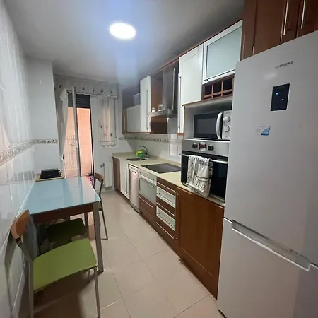 Apto. 2 Hab Y 2 Banos Con Garaje Y Piscina. Apartment